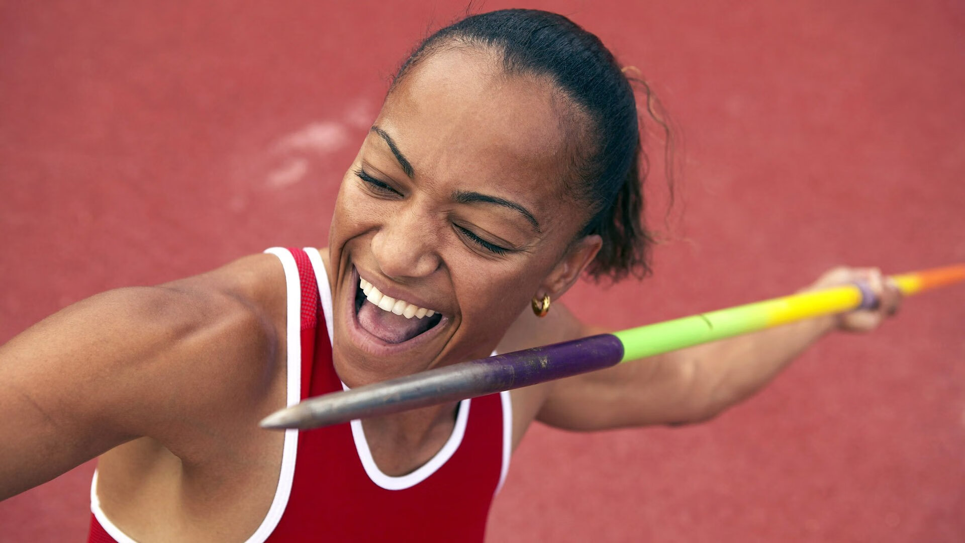 哥伦比亚骑手玛丽亚·阿庞特在2024年巴黎奥运会盛装舞步比赛中取得第30名,表现稳定。